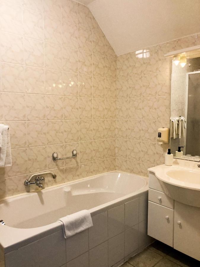 'T Zwanemeer Gieten Esterno foto